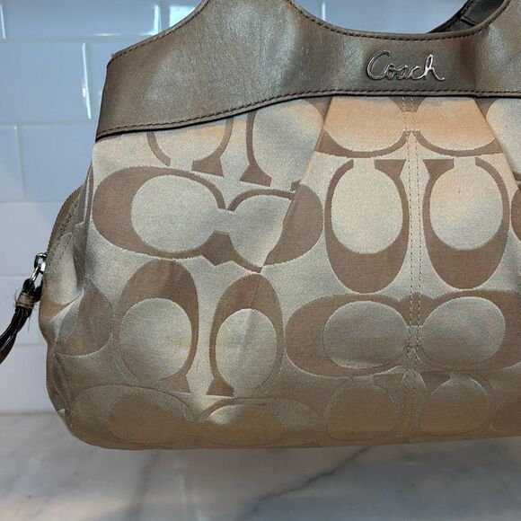 Coach Bag Purse Handbag Y2K Lexi Signature Sateen Soho Shoulder Bag Pocketbook - Picture 2 of 16